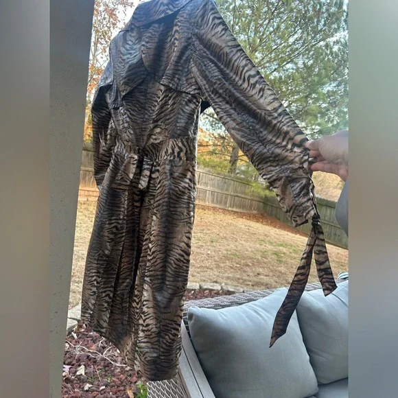 Vintage Simon Chang women cheetah print windbreaker coat  - Picture 2 of 5